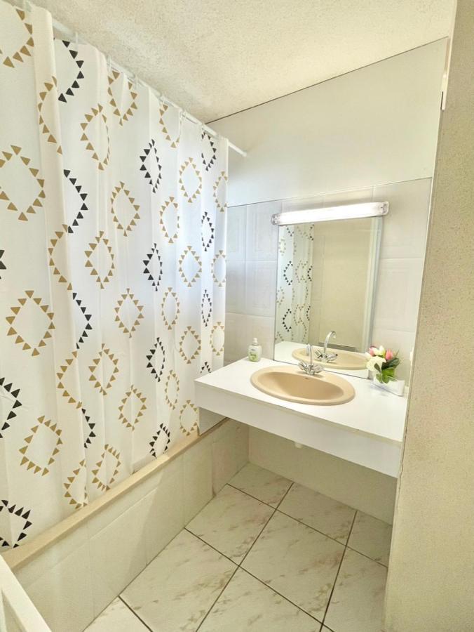 Ferienwohnung Charmant Rez De Jardin - 900M Plage De Pontaillac Royan Exterior foto